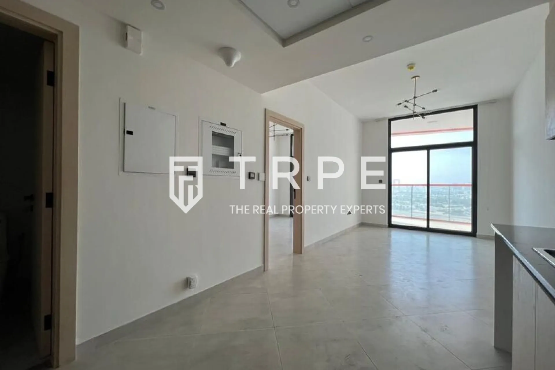 2 Cheques | 706 sq ft | Binghatti Avenue, Al Jadda