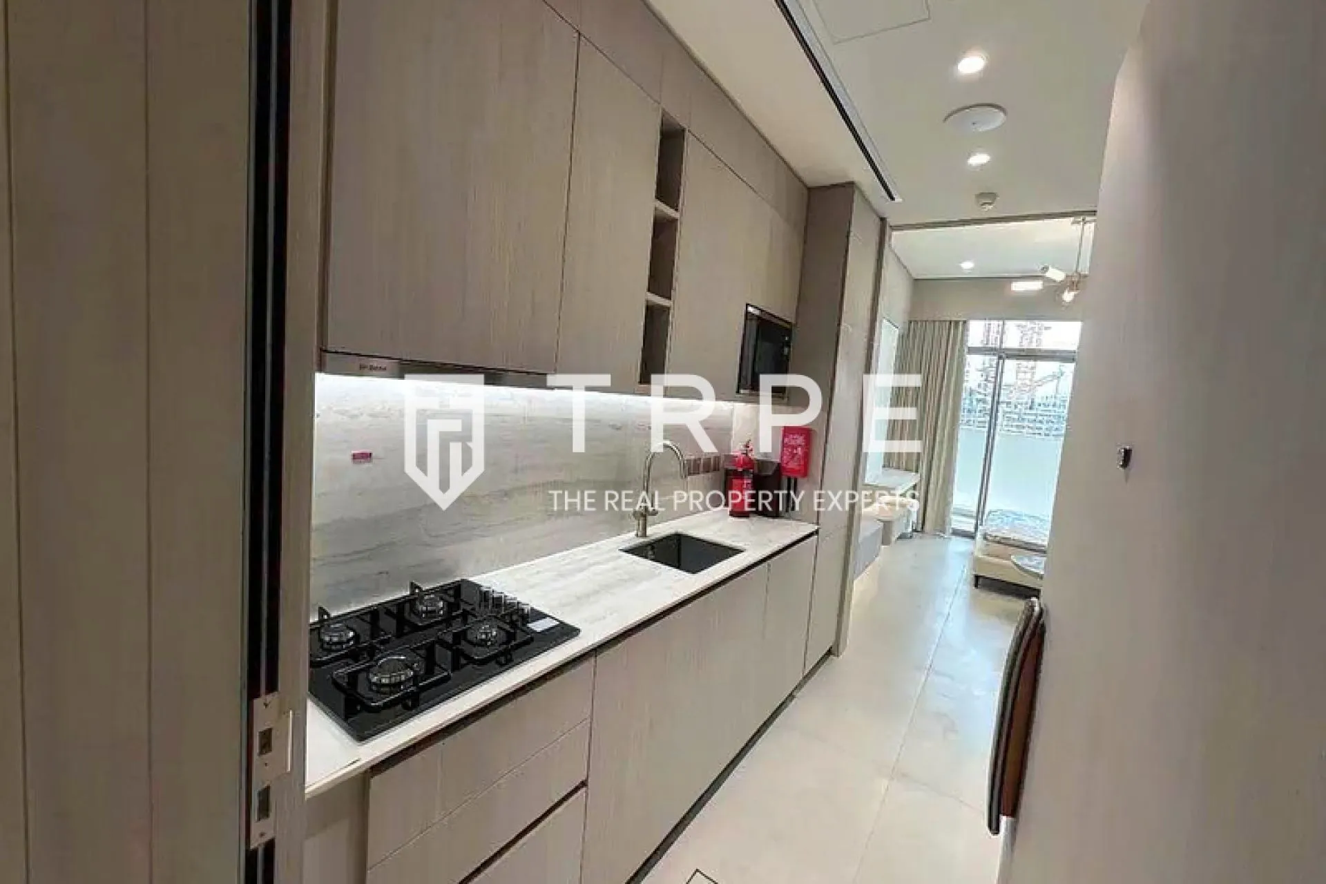 Italian Furnished | Vacant | Great Location