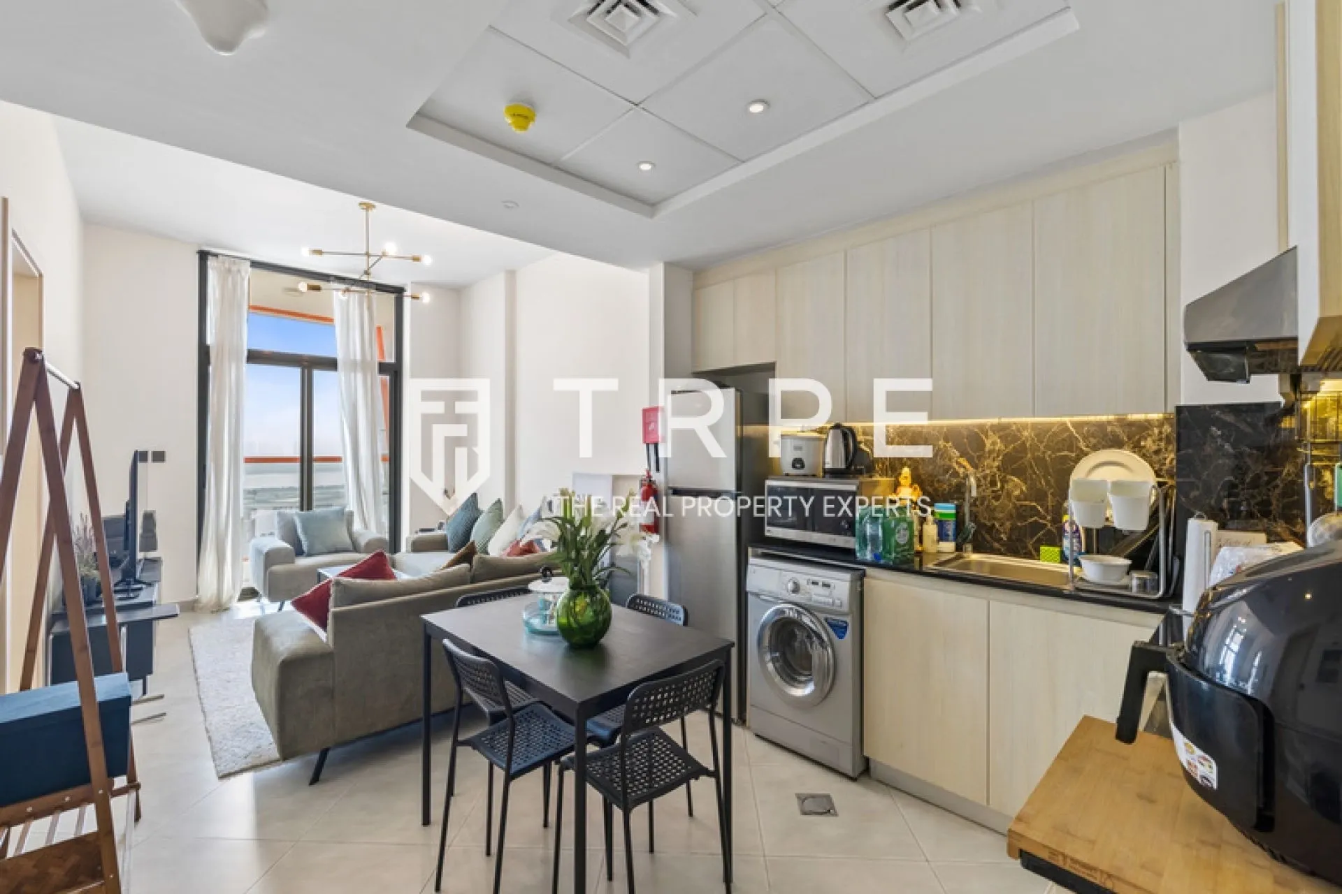Ready to Move In | Creek View l High Floor