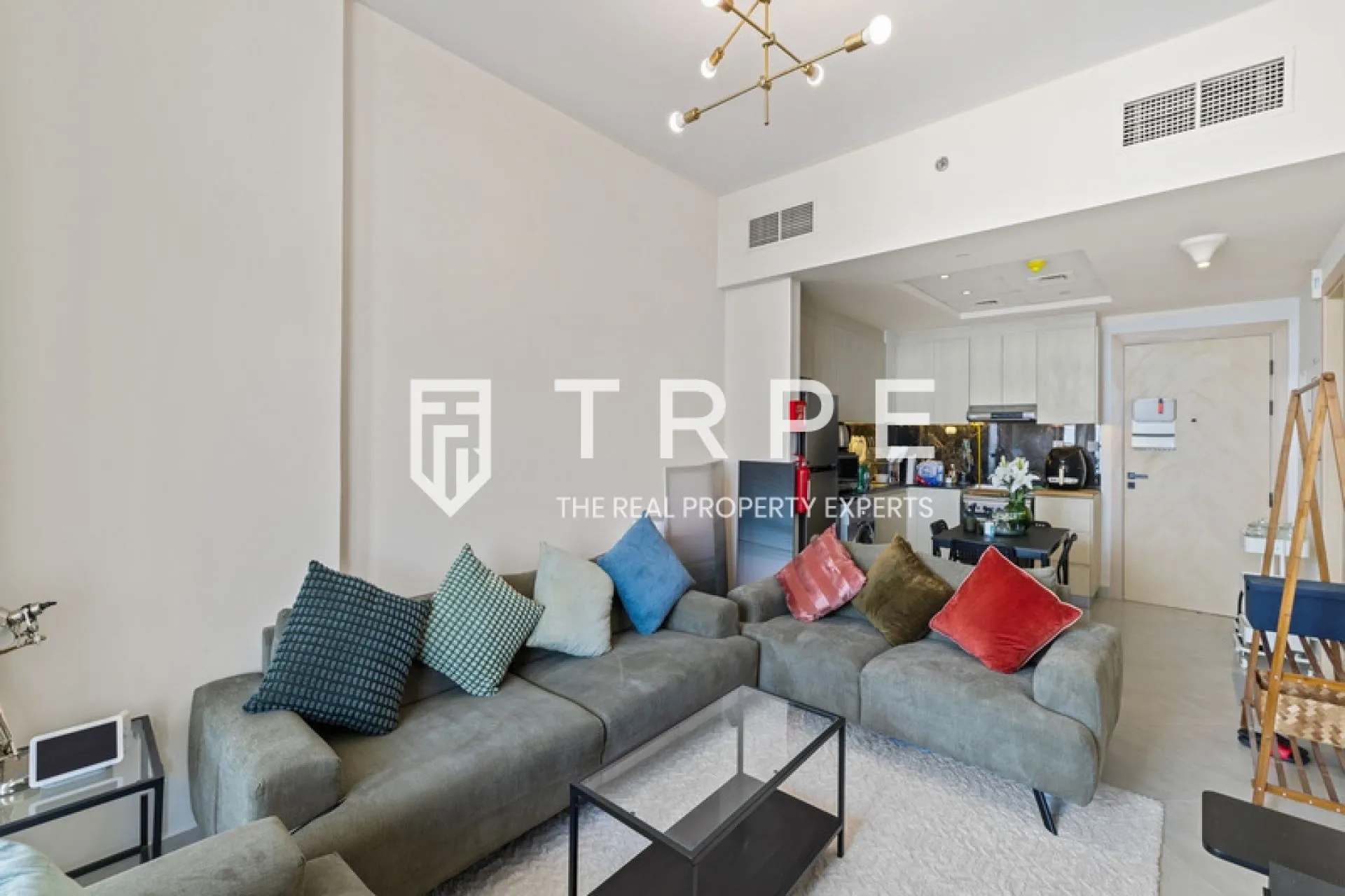 Ready to Move In | Creek View l High Floor