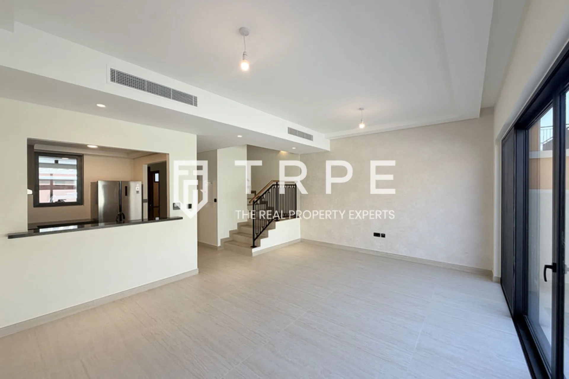 Modern Finishes |Prime Location |Lagoon Community