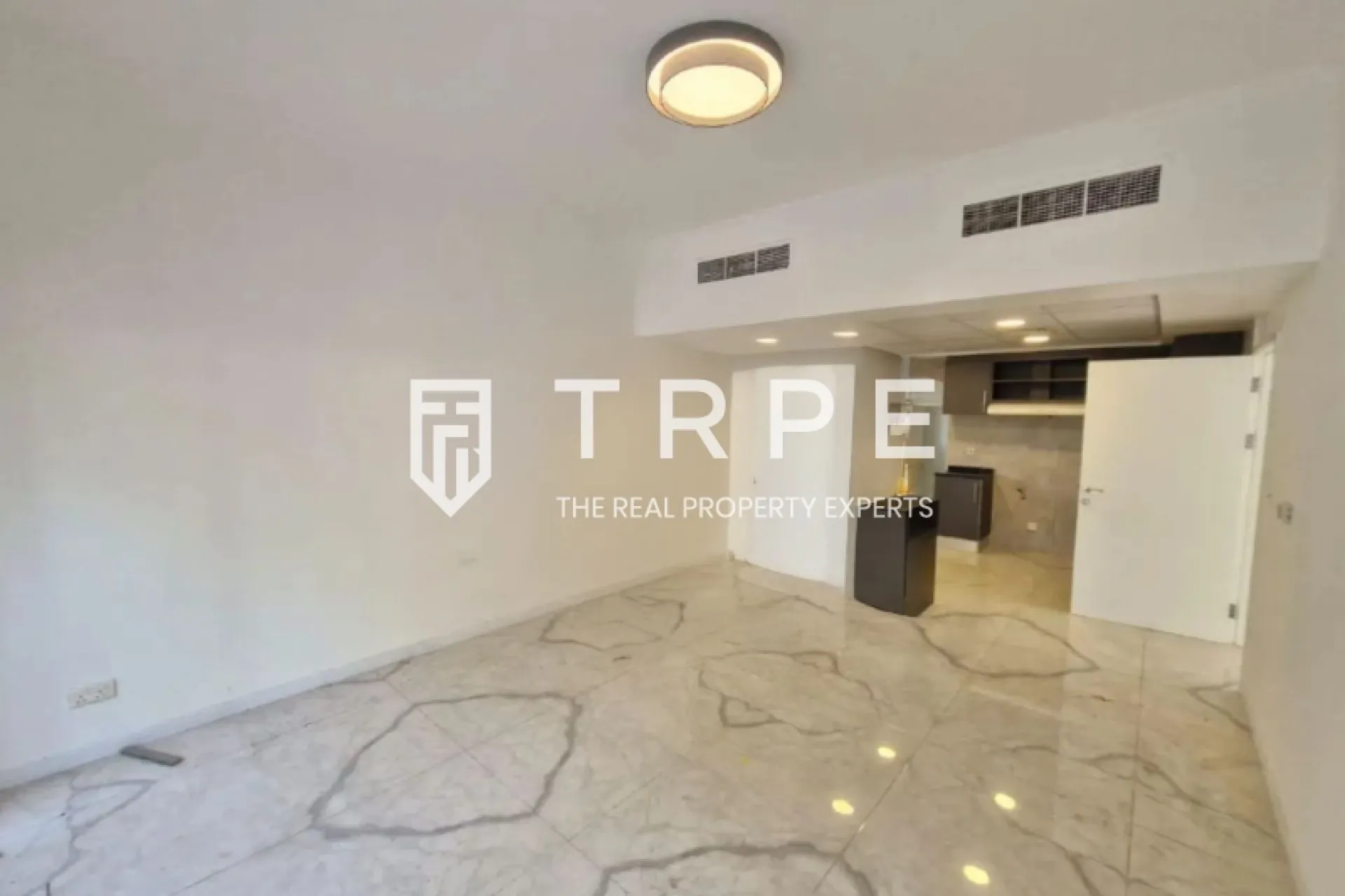 Corner Villa | Huge Plot | Fully Upgraded