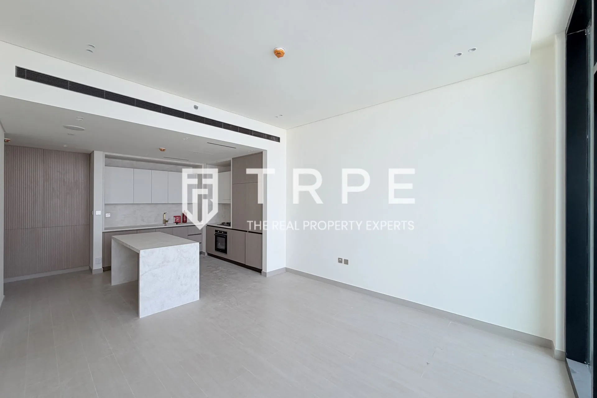 High Floor | Ready to Move In | Brand New