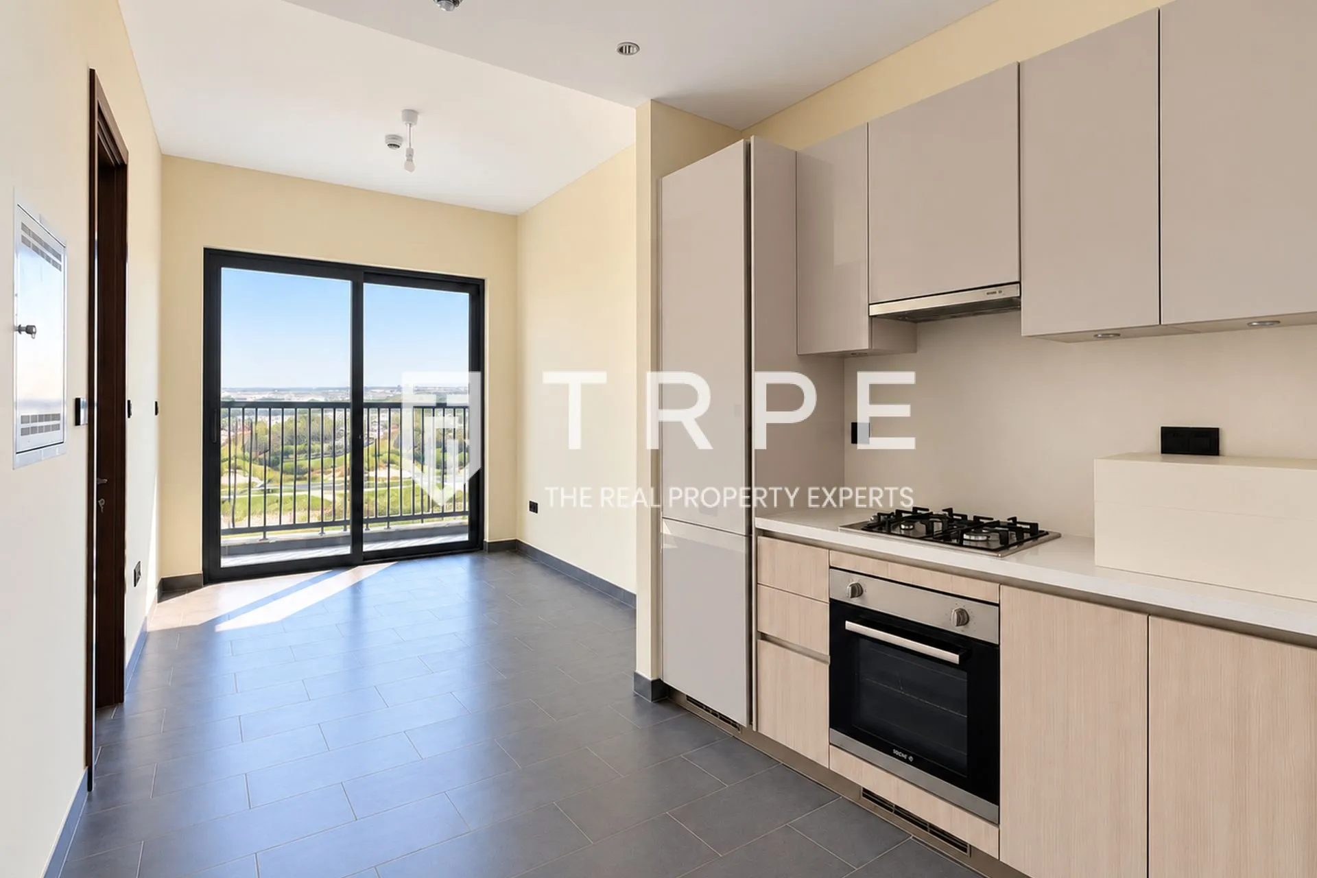 Flexible Cheques | Burj Khalifa and Dubai Skyline Views | Spacious Terrace