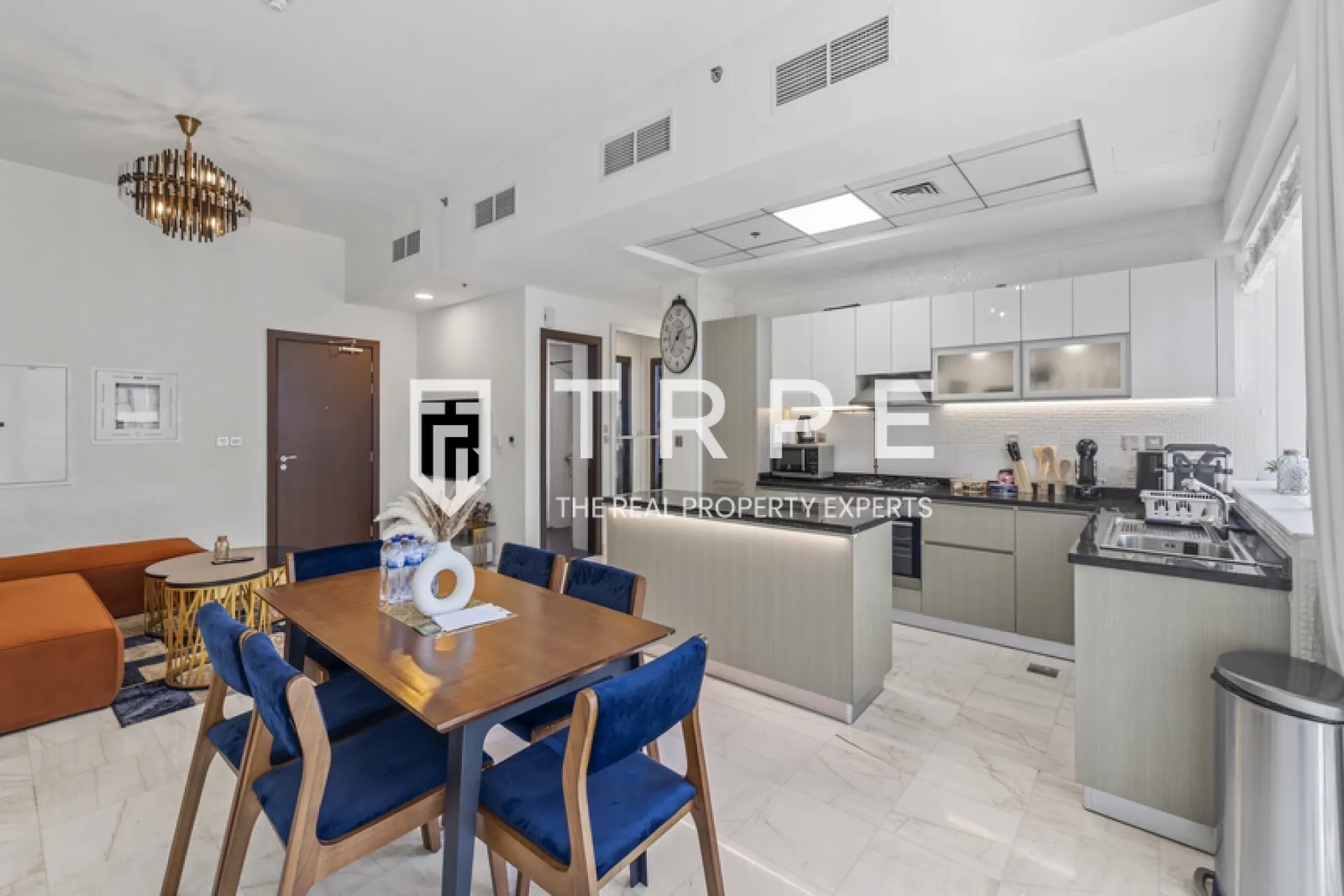 Fully Furnished | Community Views | Business Bay