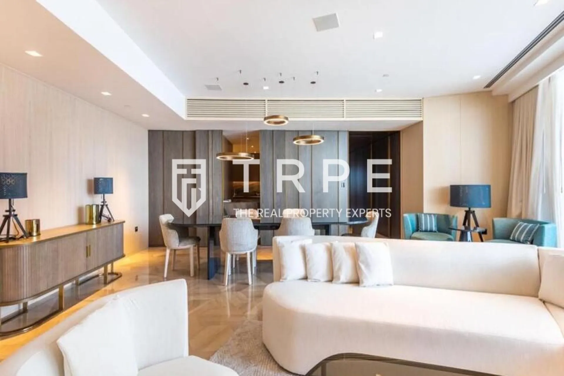 Vacant | Modern and Stylish | Fully Fitted