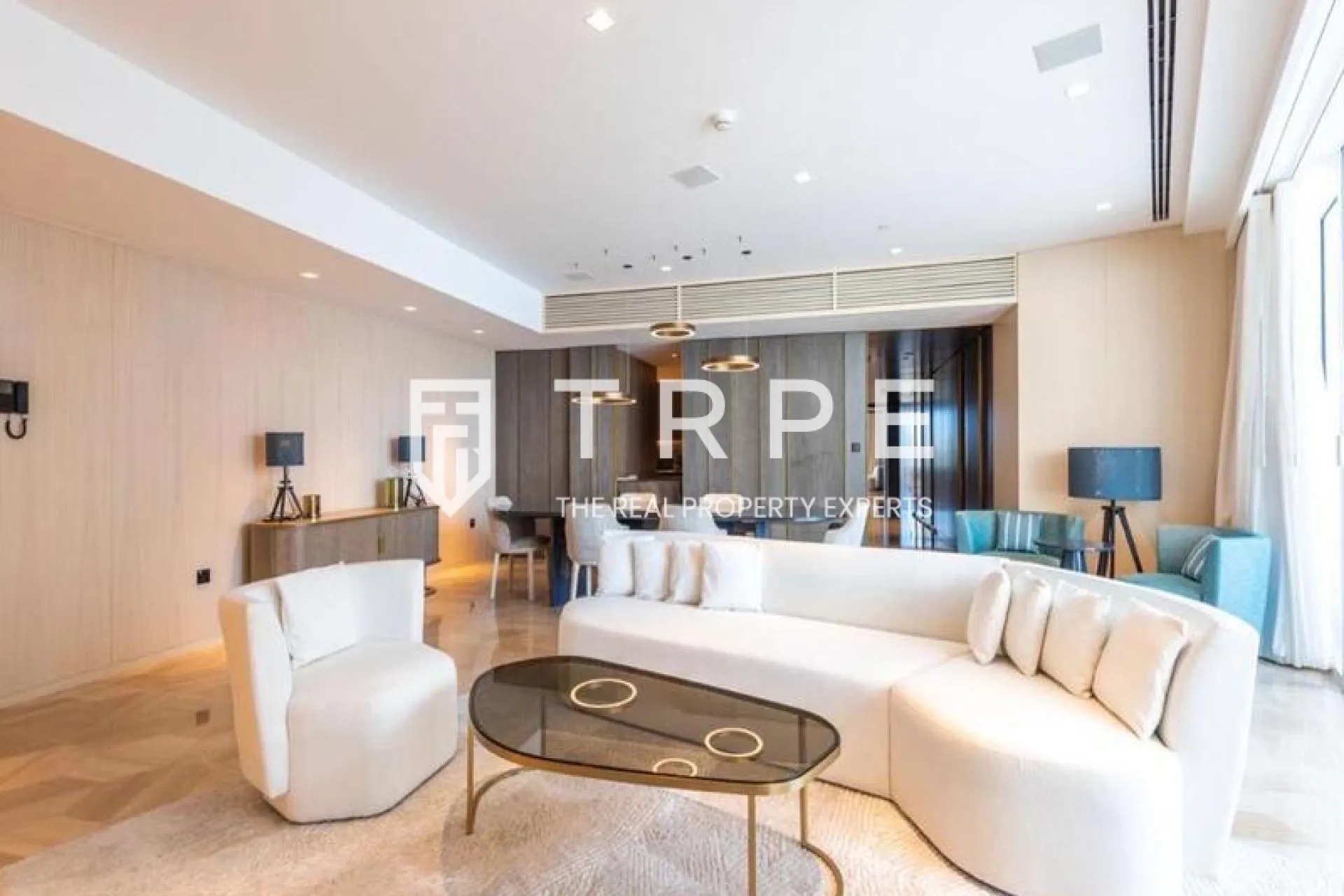 Vacant | Modern and Stylish | Fully Fitted