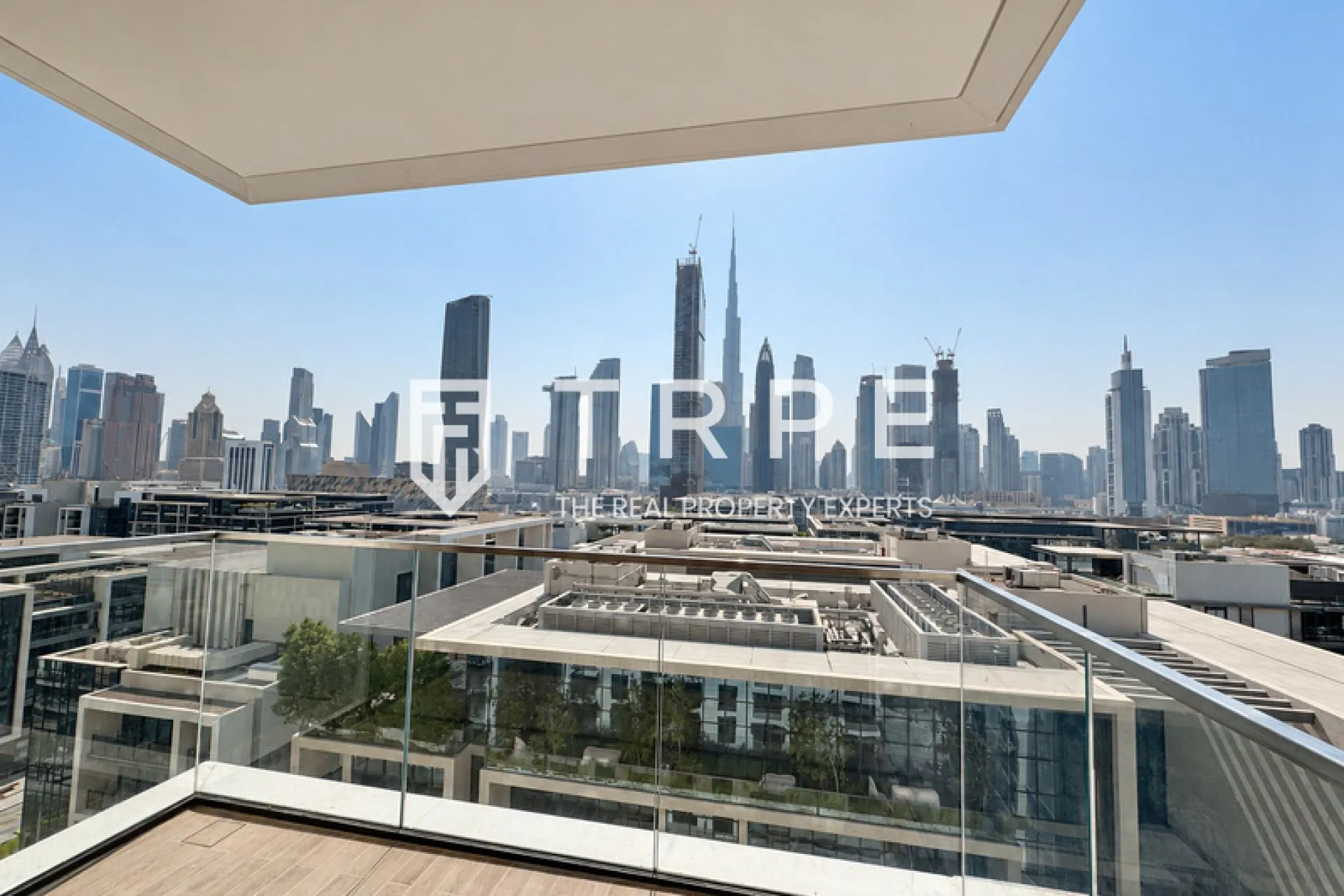 Exclusive | Mid Floor | Dubai Skyline View