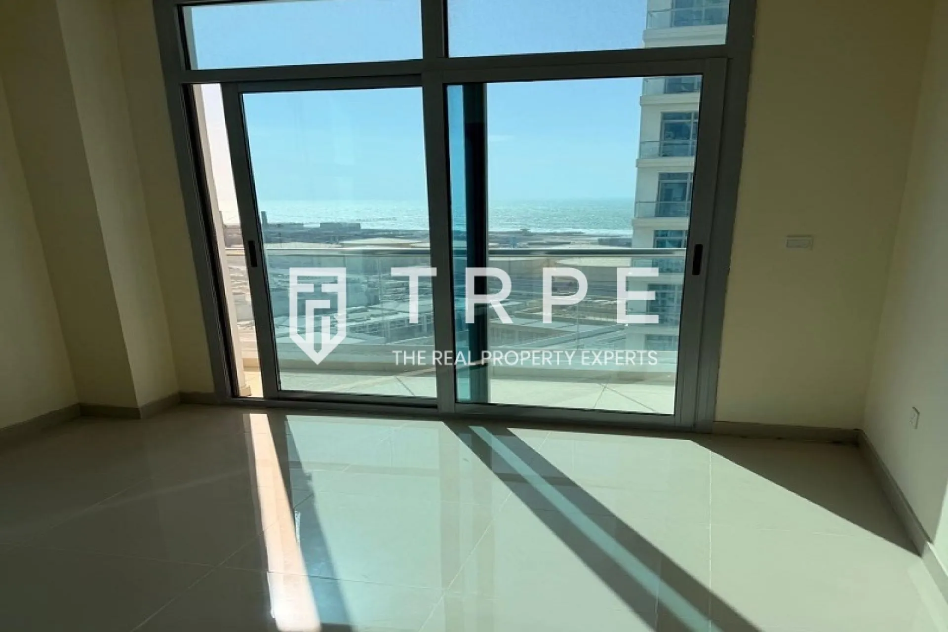 High Floor | Prime Location | Community View