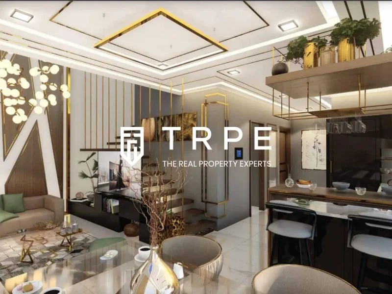 Spacious 2 BR | Prime Location | Below OP