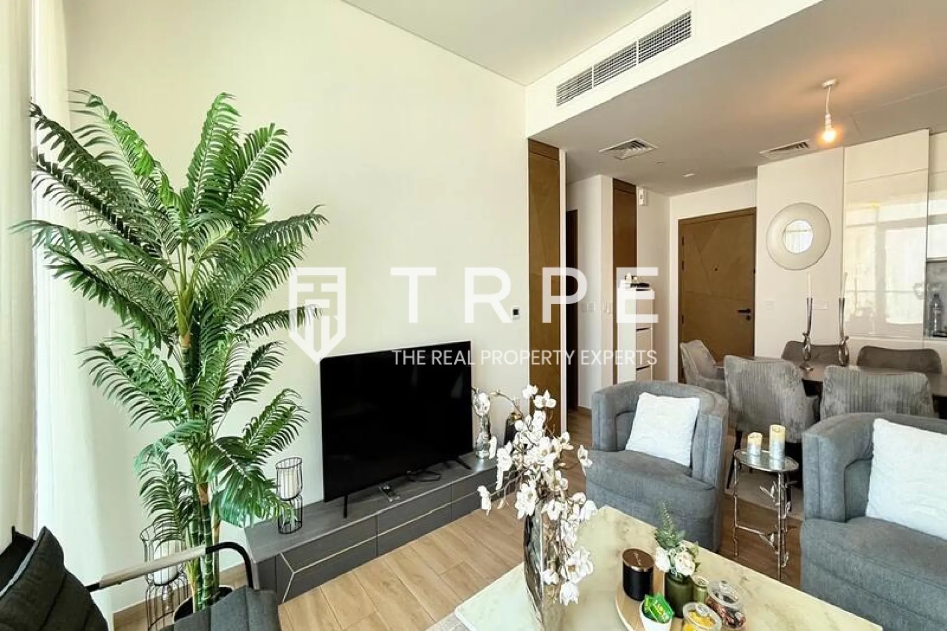 Canal View | Palace Residences | 2BR | 1186.72 Sq.ft