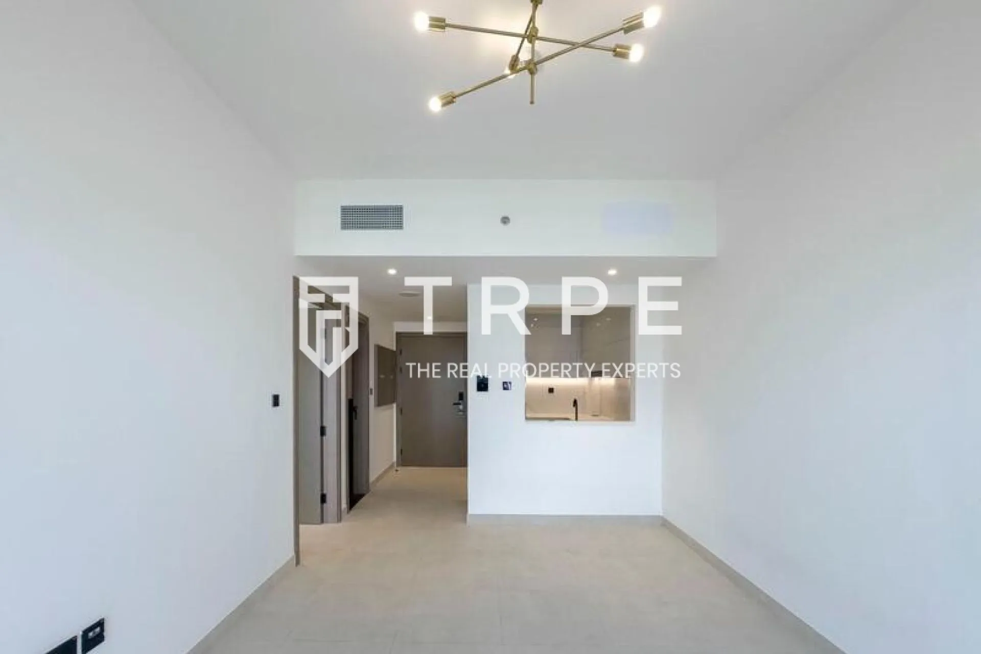 High Floor l Furnished l Ready To Move