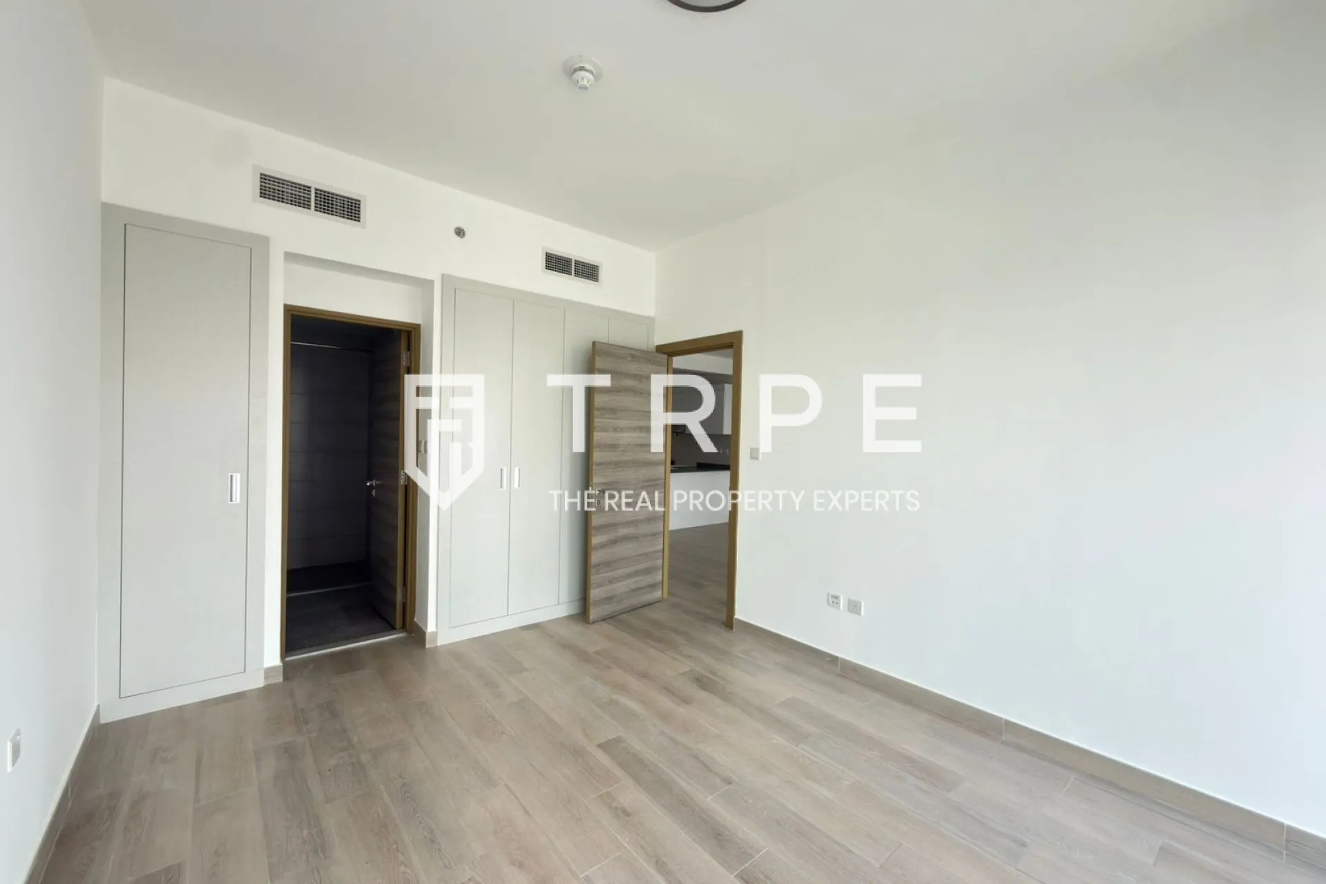 Furnished | 755 sq ft | JVC District 15, JVC