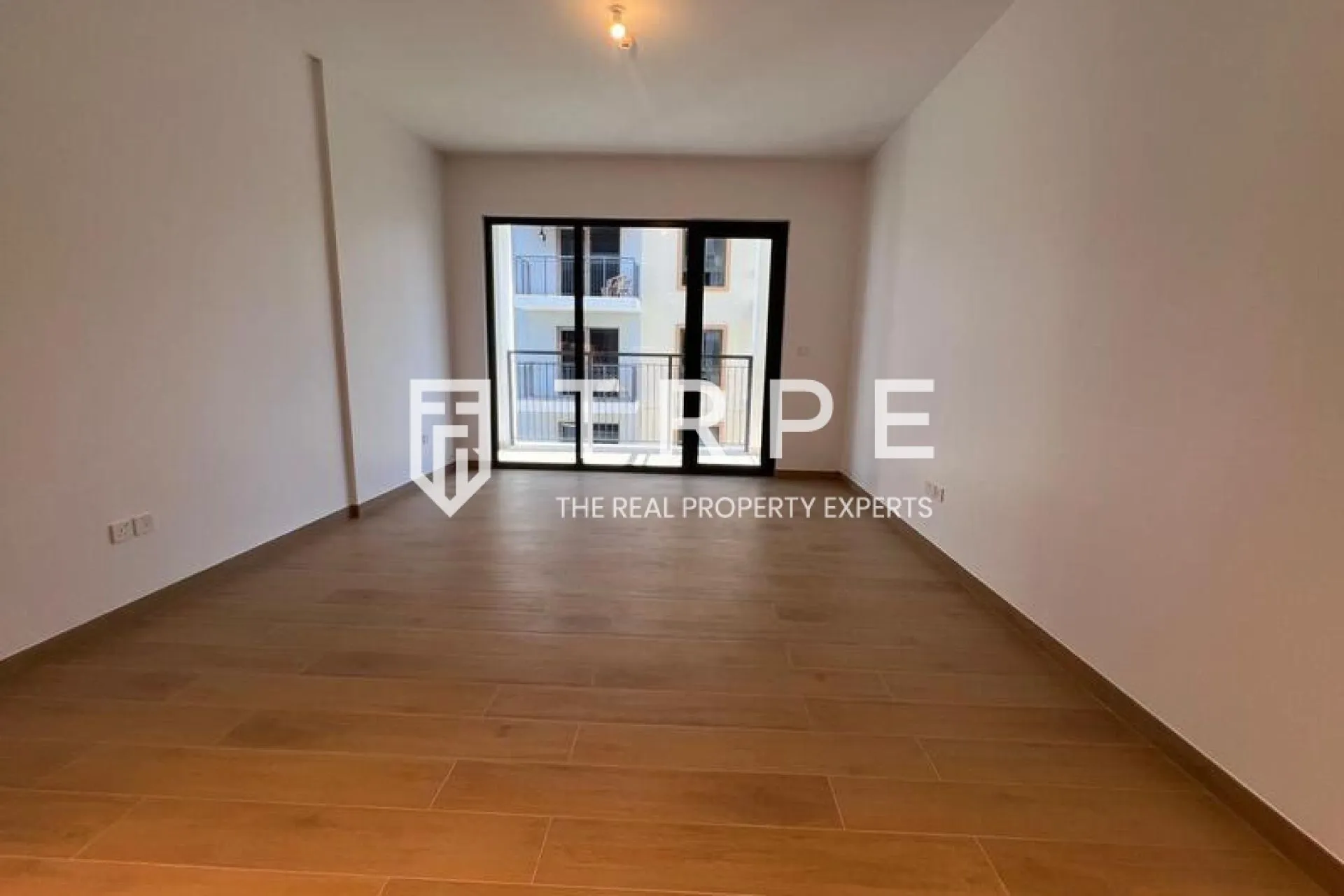 Sea View | Beach Access | Prime Location