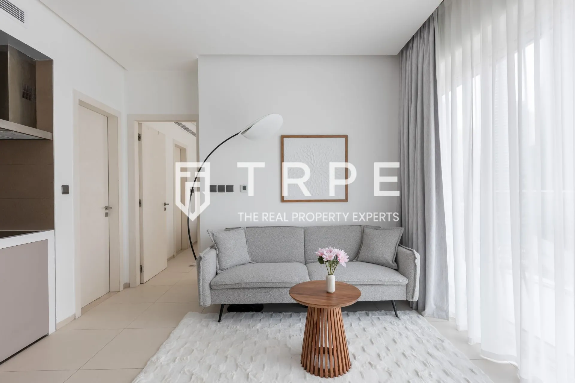 Upgraded | Fully Furnished | Prime Location: Dubai Marina