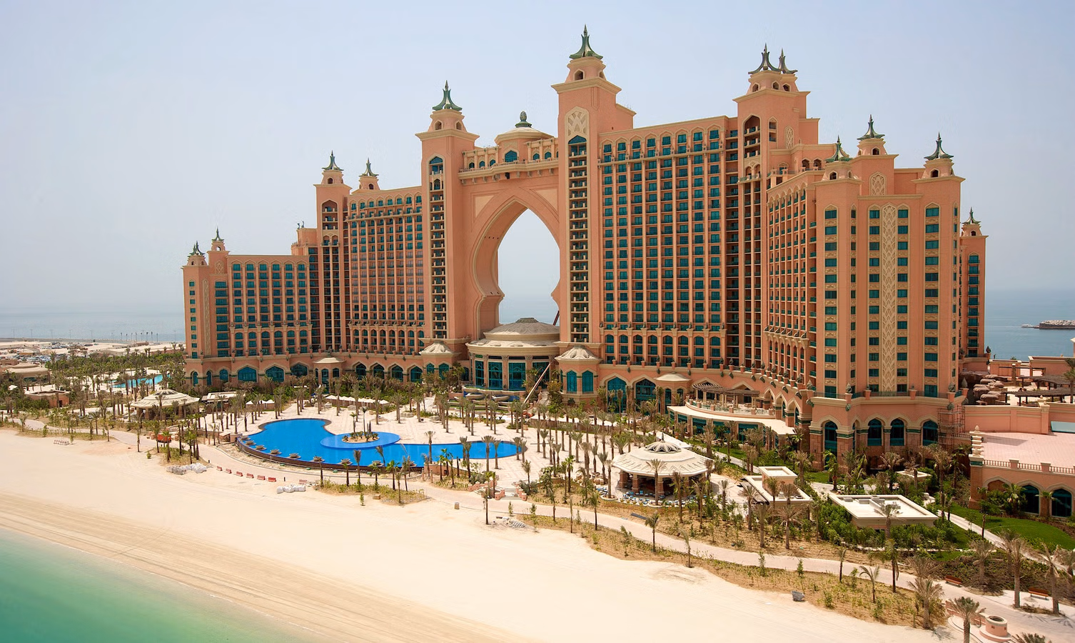 Activities and destinations in Palm Jumeirah