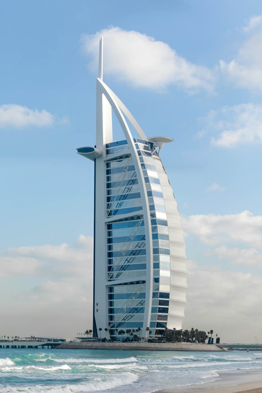 TRPE's Battle of the Waterfronts: Dubai Creek Harbour vs. Dubai Marina